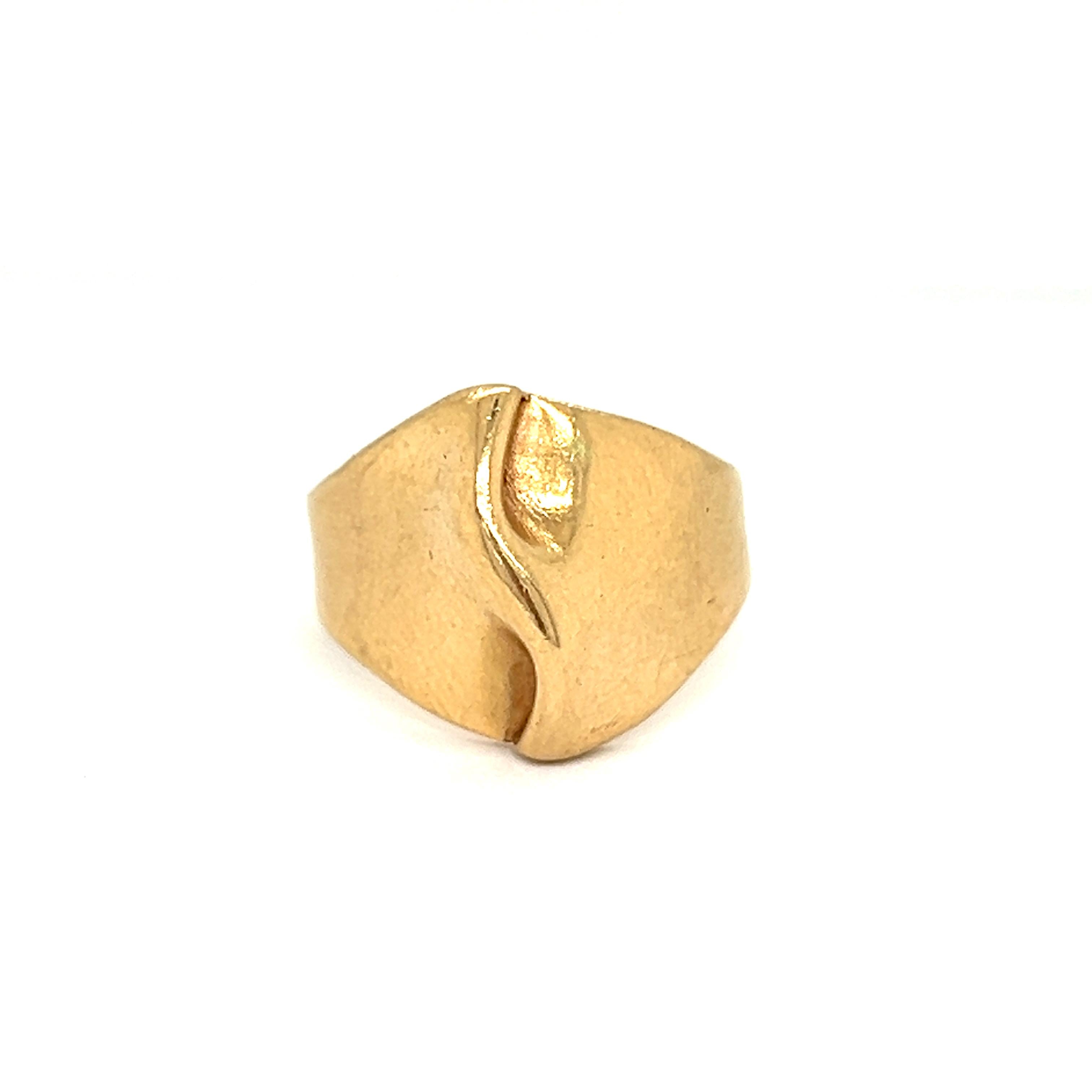 Vintage 14k Gold Pinched Band Ring