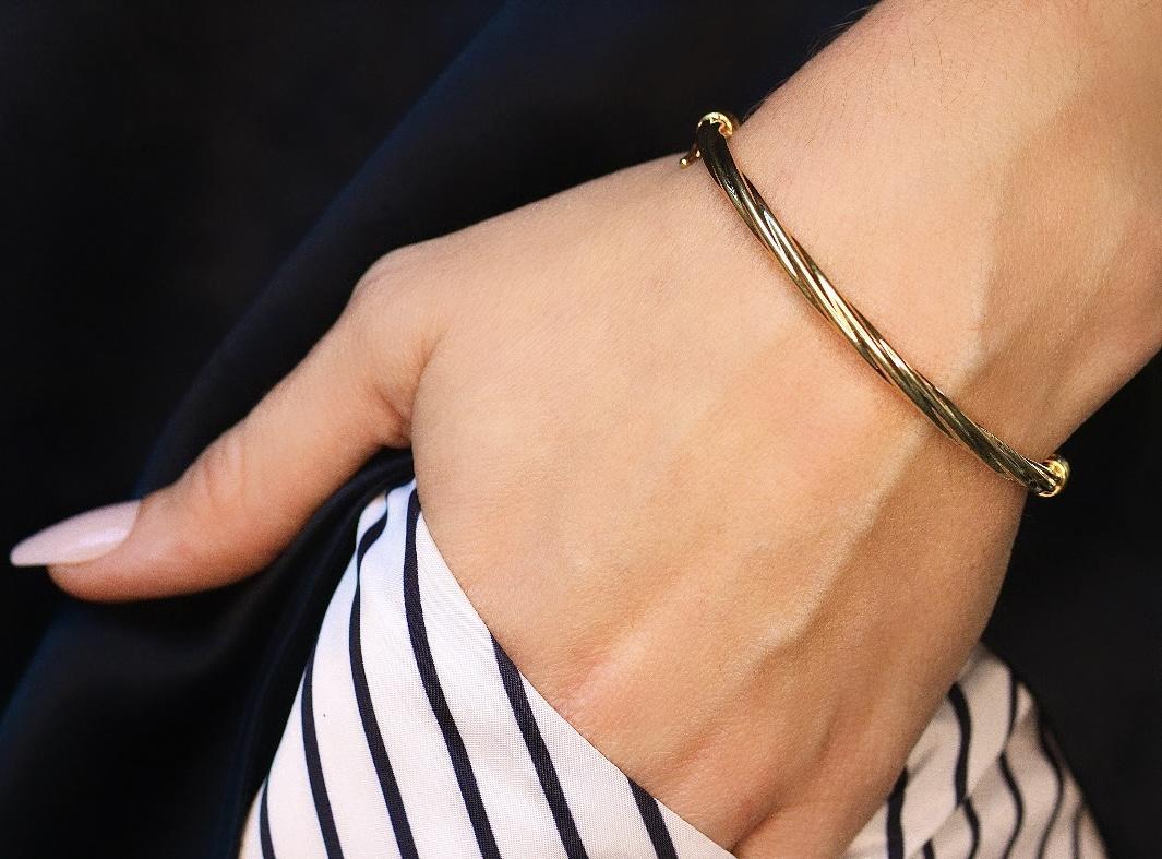 Vintage 14K Gold Bangle Bracelet