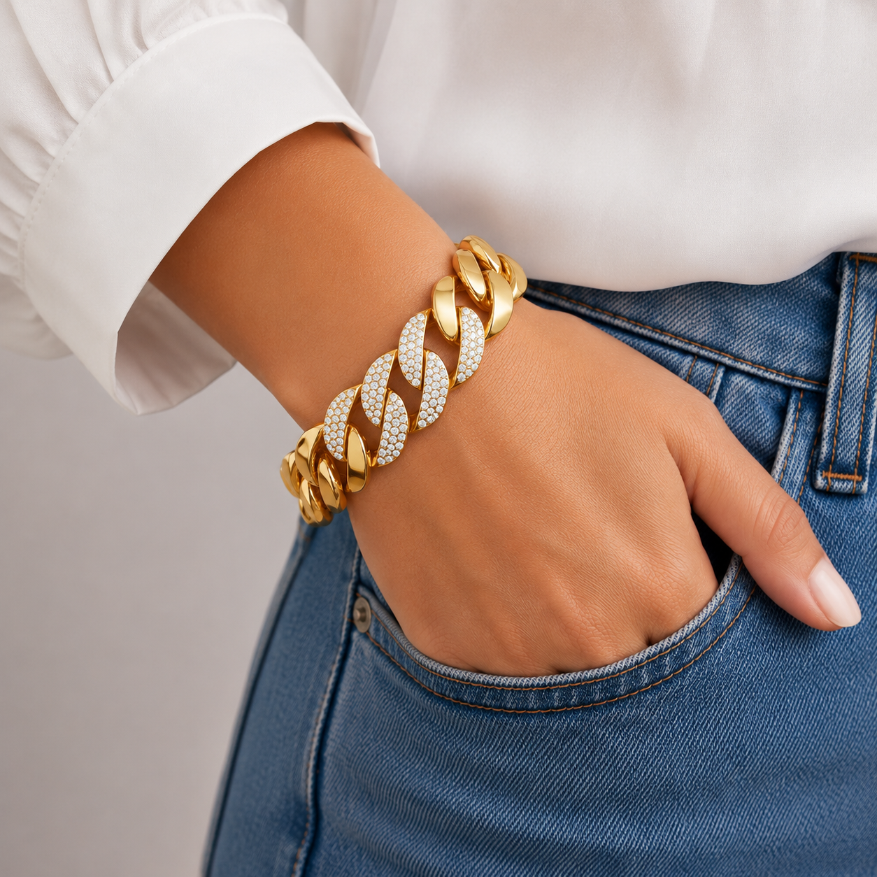 18k Yellow Gold Vintage 1990s Pavé Diamond Cuban Link Bracelet