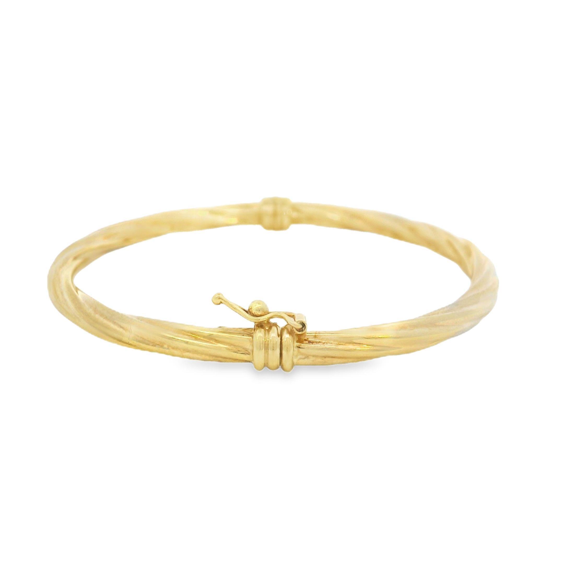 Vintage 14K Gold Bangle Bracelet