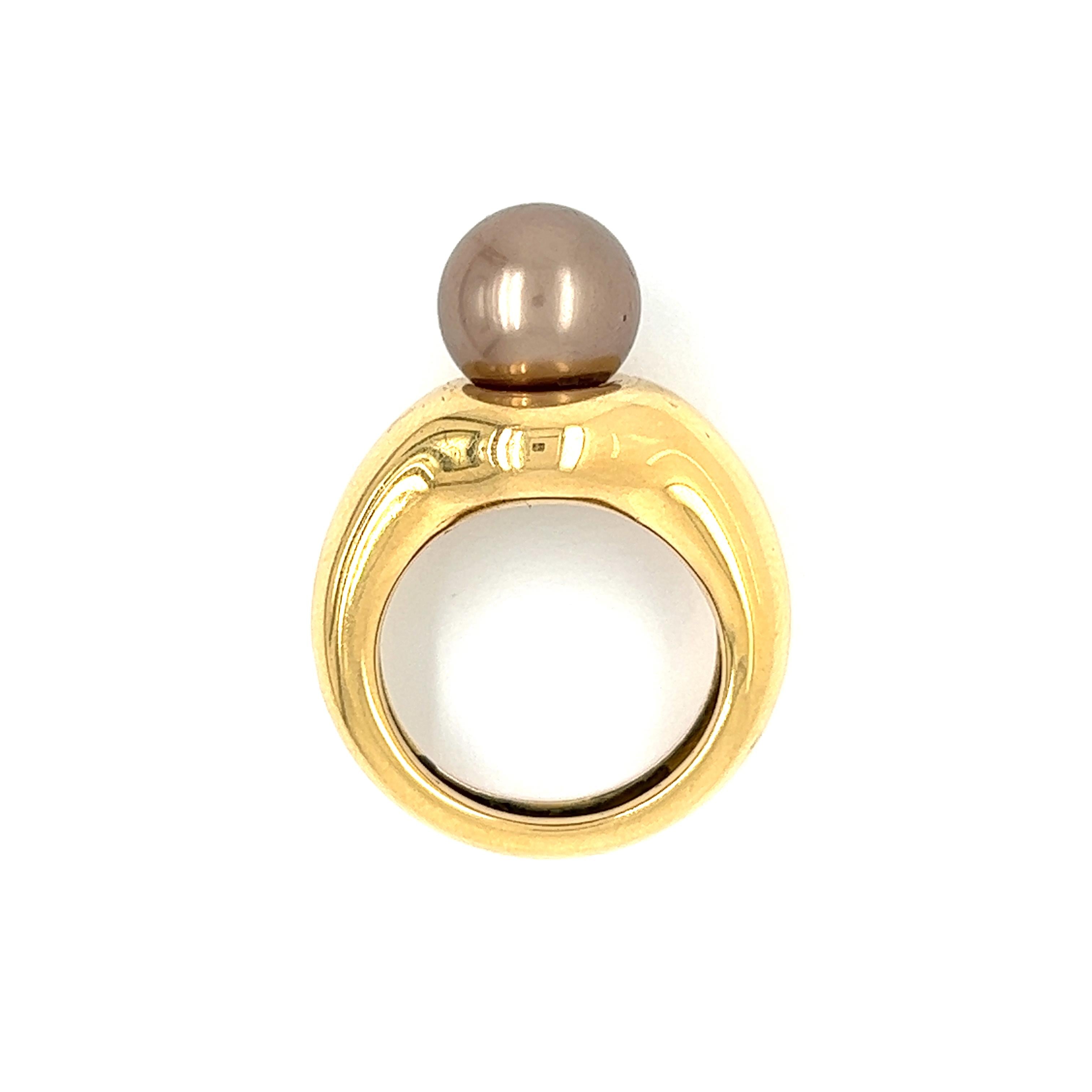 Vintage Pearl Cocktail 18k Gold Ring