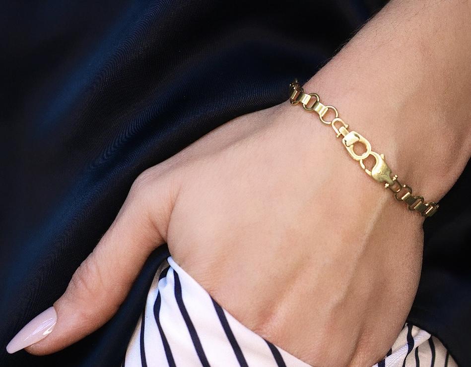 Vintage 14K Gold Loop Bracelet