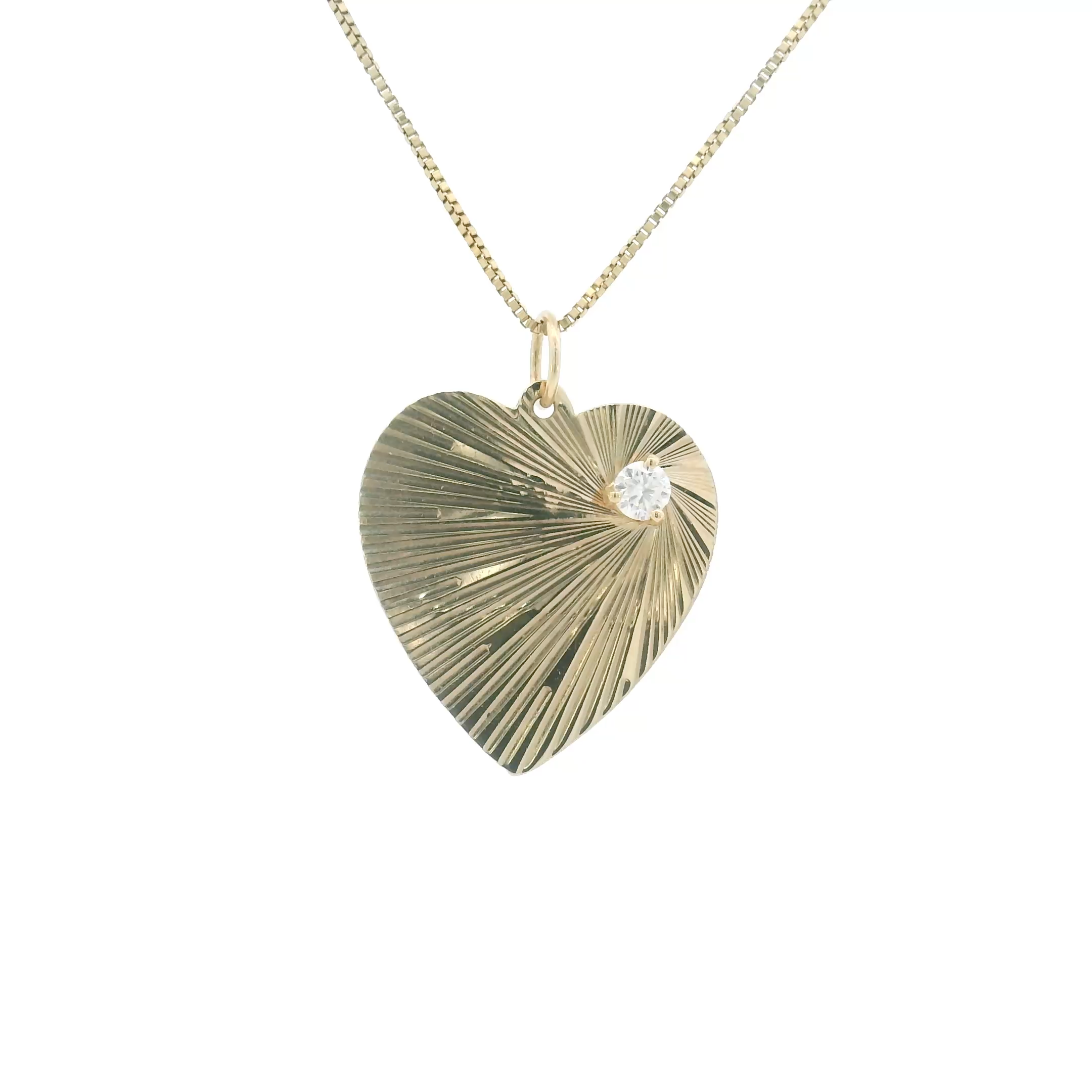 14k Yellow Gold Vintage Engine Turned Diamond Heart Pendant