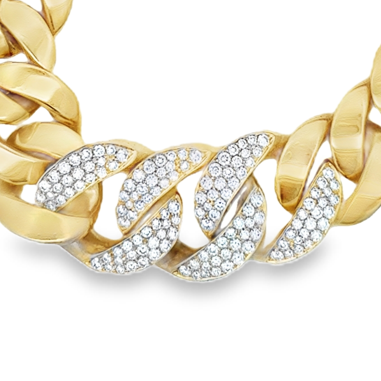 18k Yellow Gold Vintage 1990s Pavé Diamond Cuban Link Bracelet