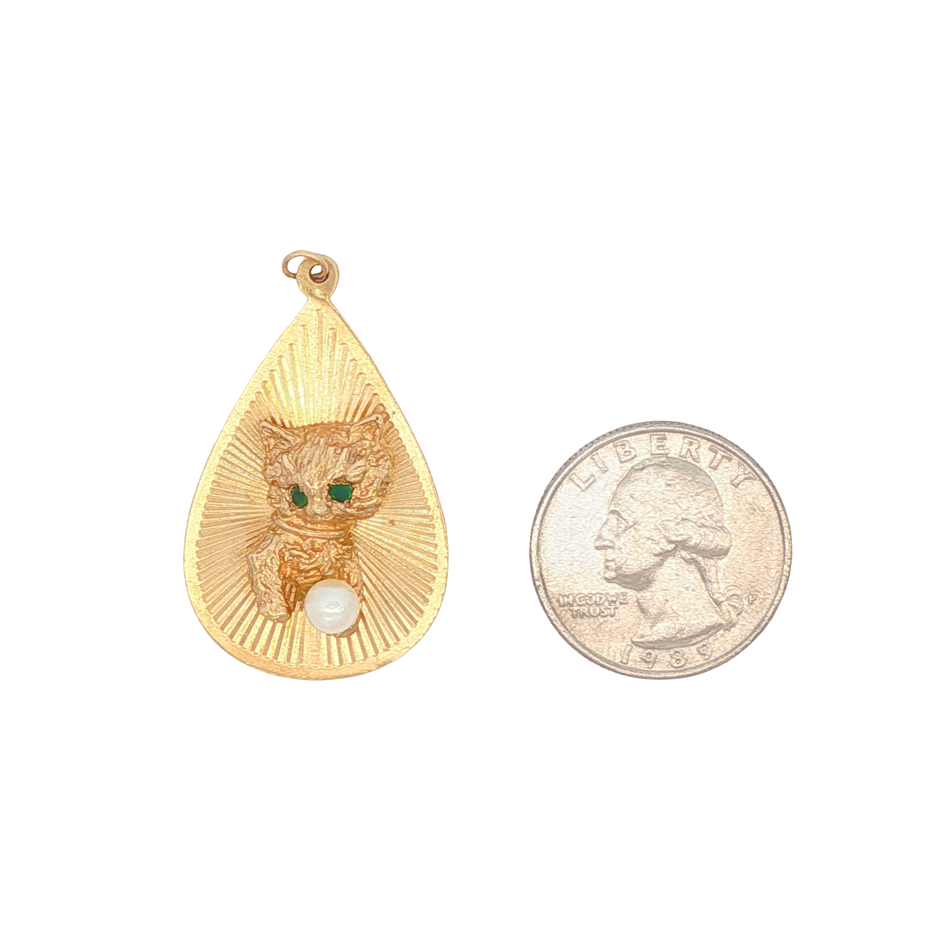14k Yellow Gold Vintage Engine Turned Teardrop Cat Charm