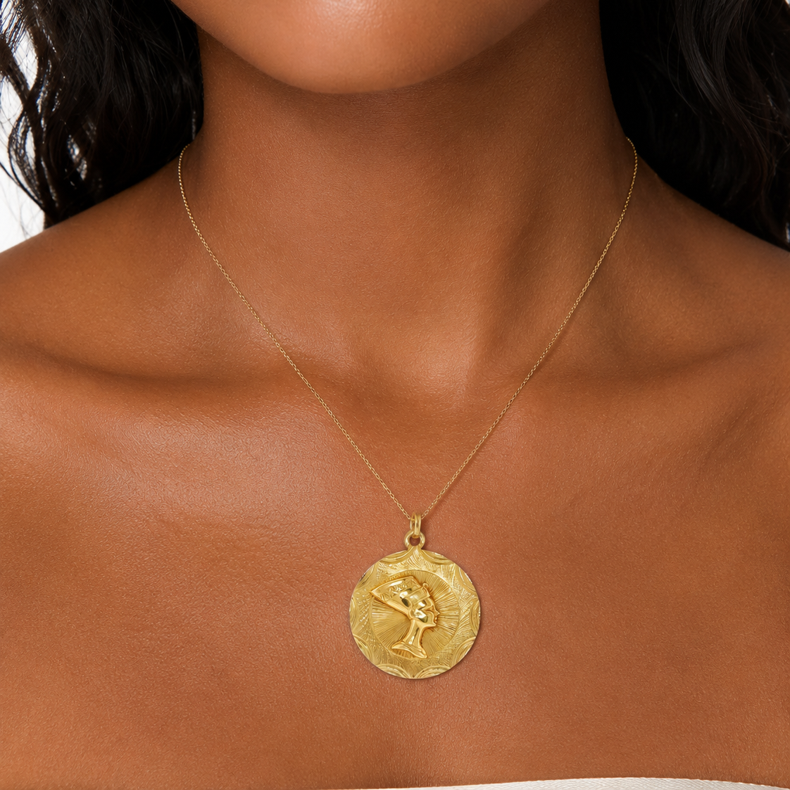 18k Yellow Gold Vintage Nefertiti Relief Medallion Pendant
