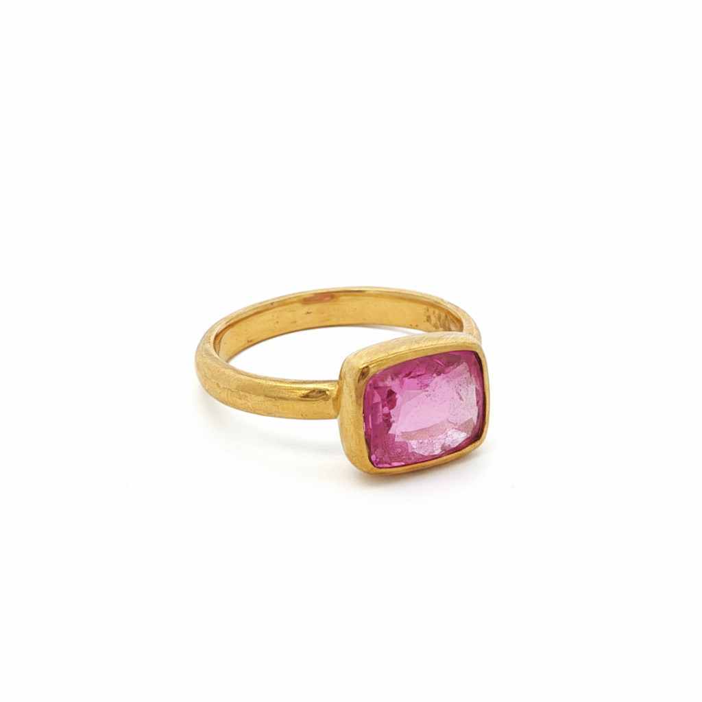 22k Yellow Gold Pink Sapphire Ring