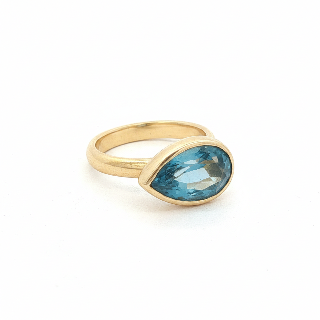 22k Yellow Gold London Blue Topaz Ring