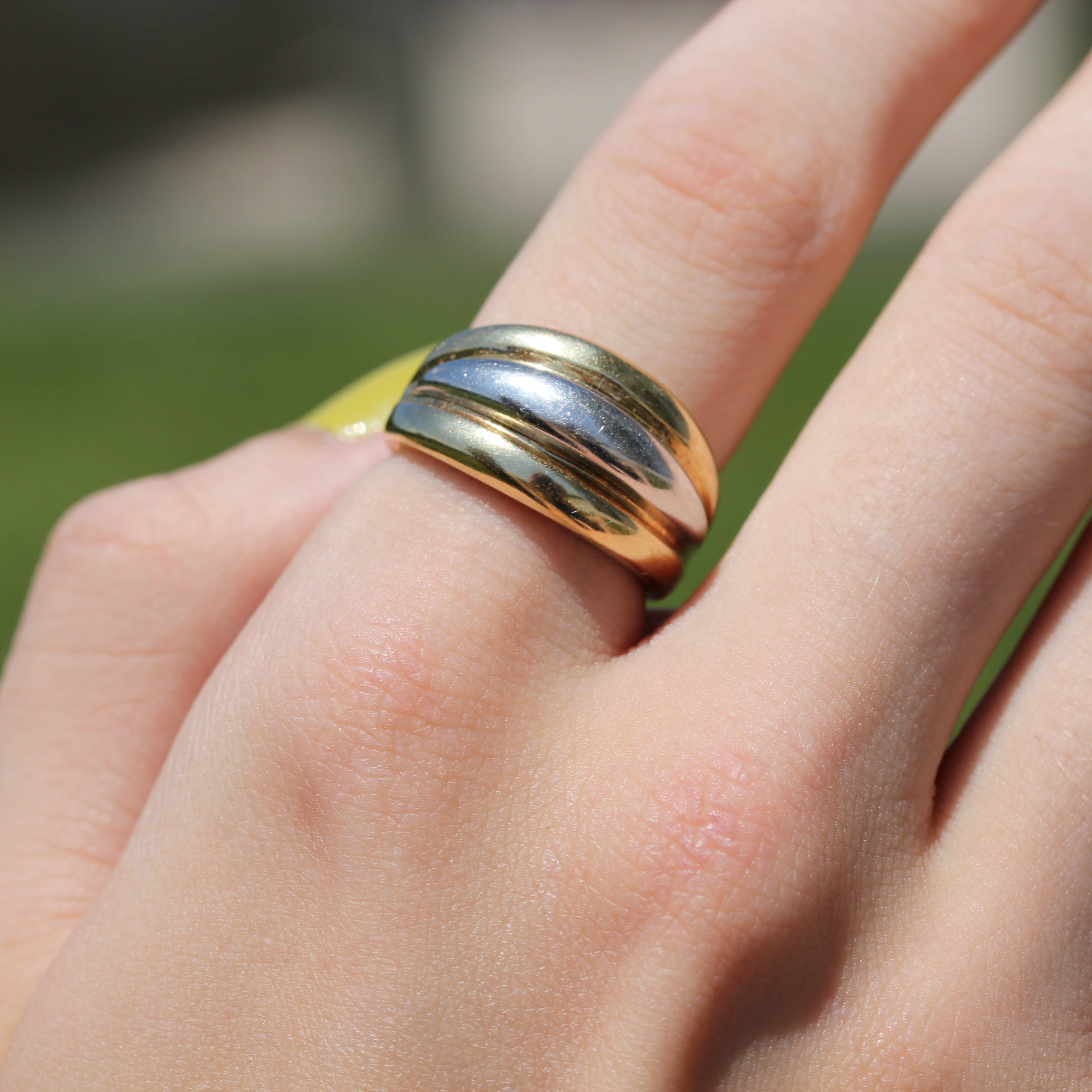 18k Yellow and White Gold Vintage Band Ring