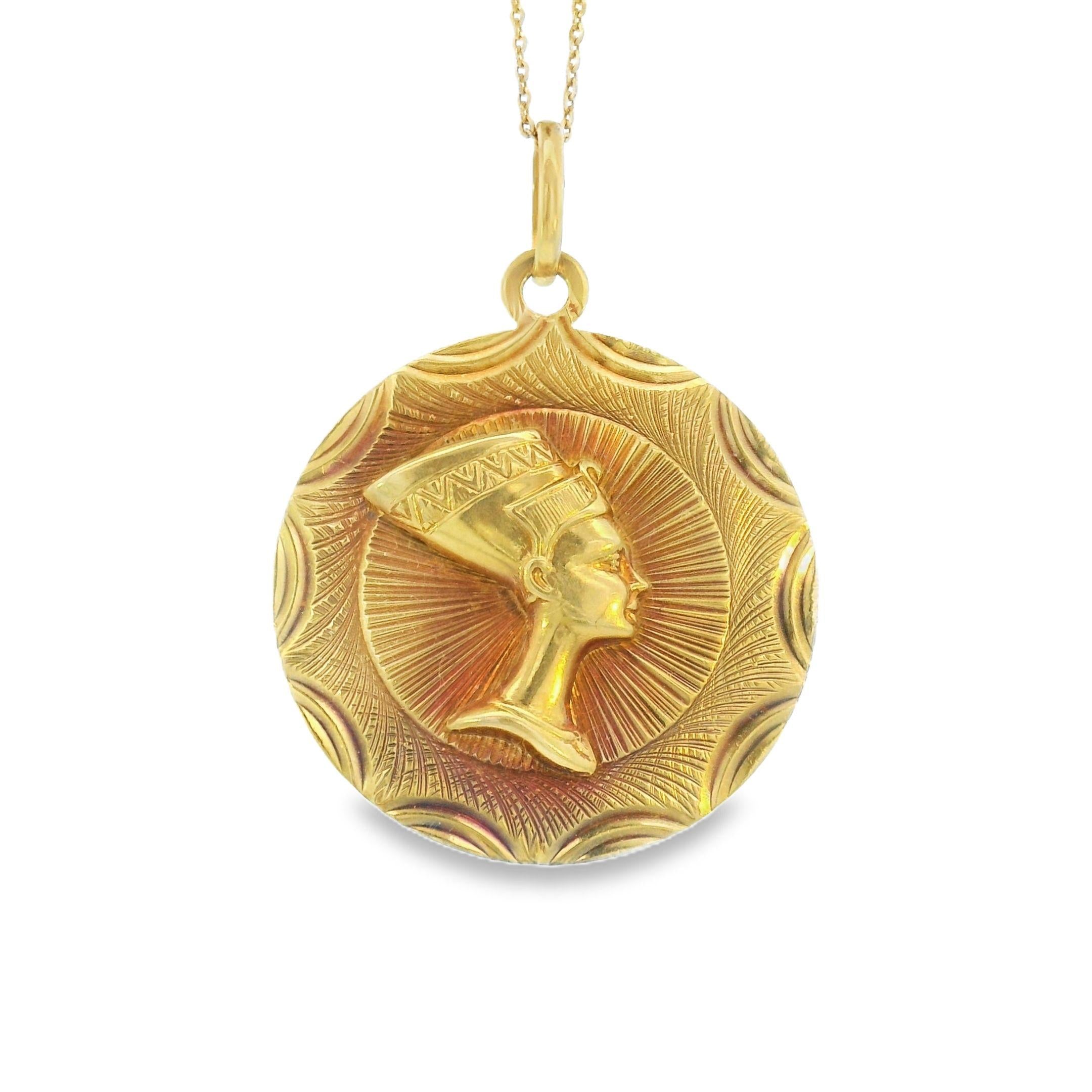 Vintage Nefertiti 18k Gold Charm