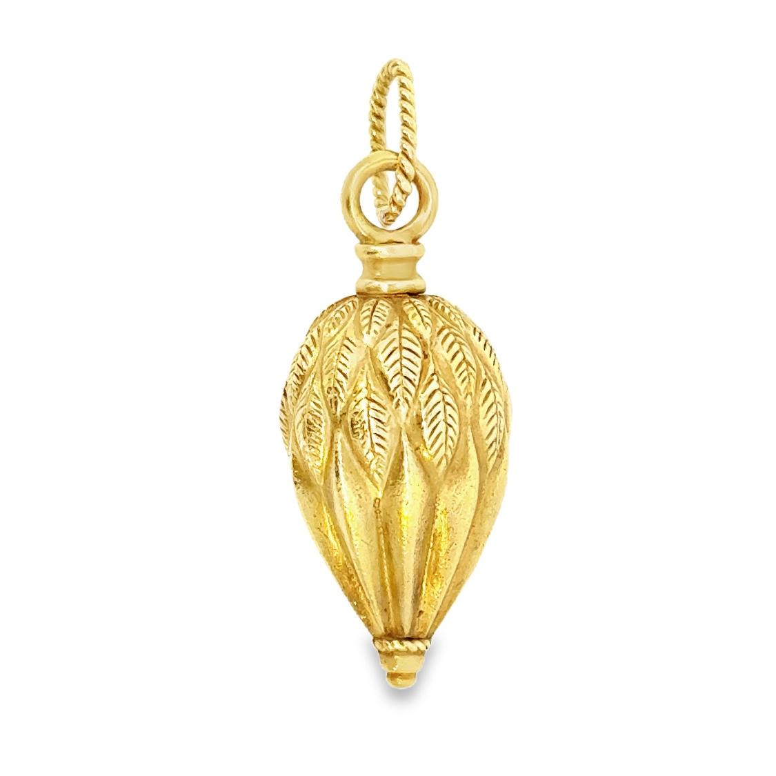 Vintage 18k Gold Amphora Charm