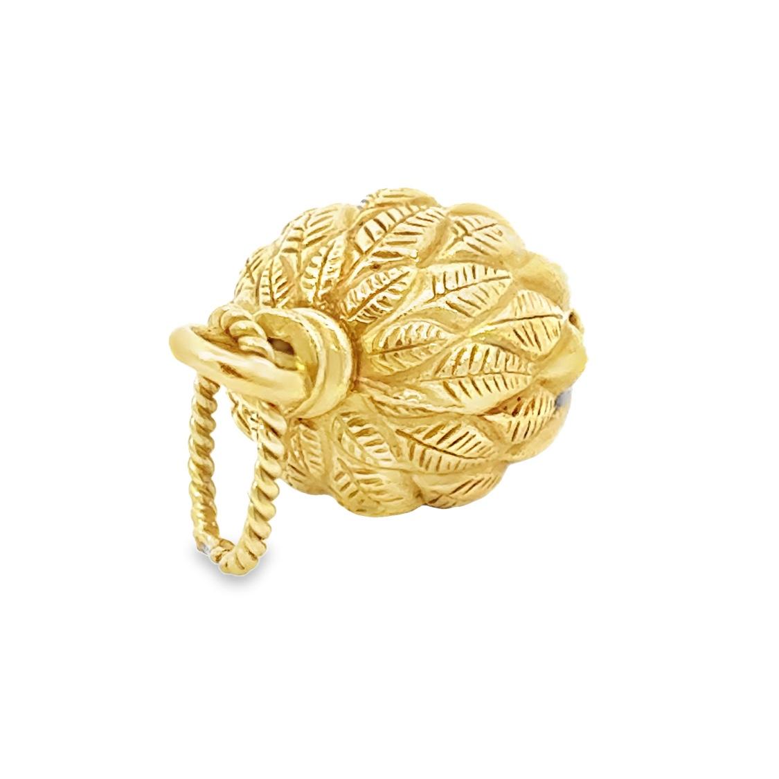 Vintage 18k Gold Amphora Charm