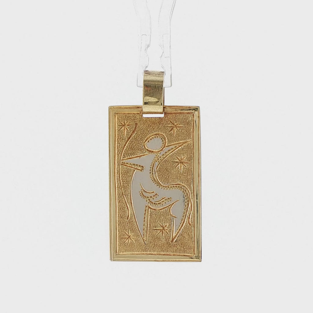 Video of a 14k yellow gold vintage 1970s Sagittarius centaur zodiac plaque charm